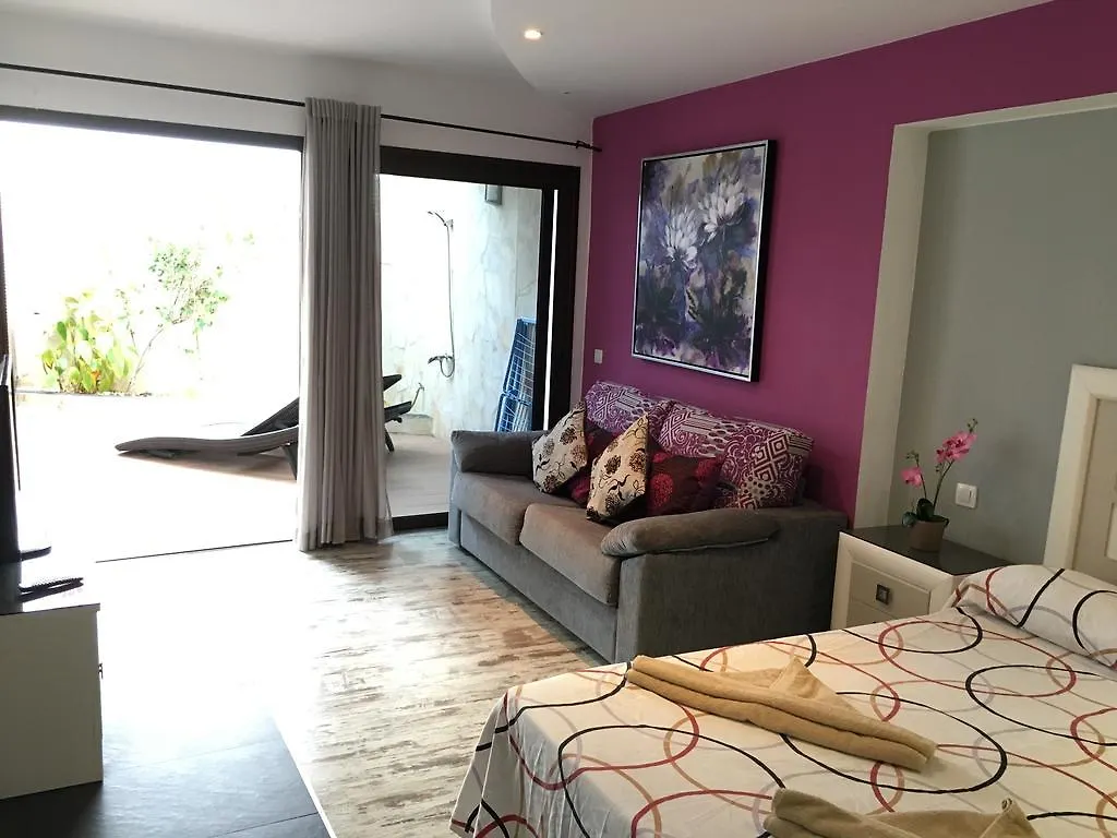 Atlantis Beach Villa - Tenerife South With Heated Pool Costa Adeje